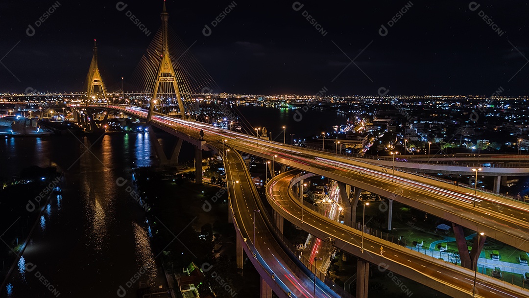 Ponte Rama 9 na Tailândia. O marco de Thailand.The símbolo