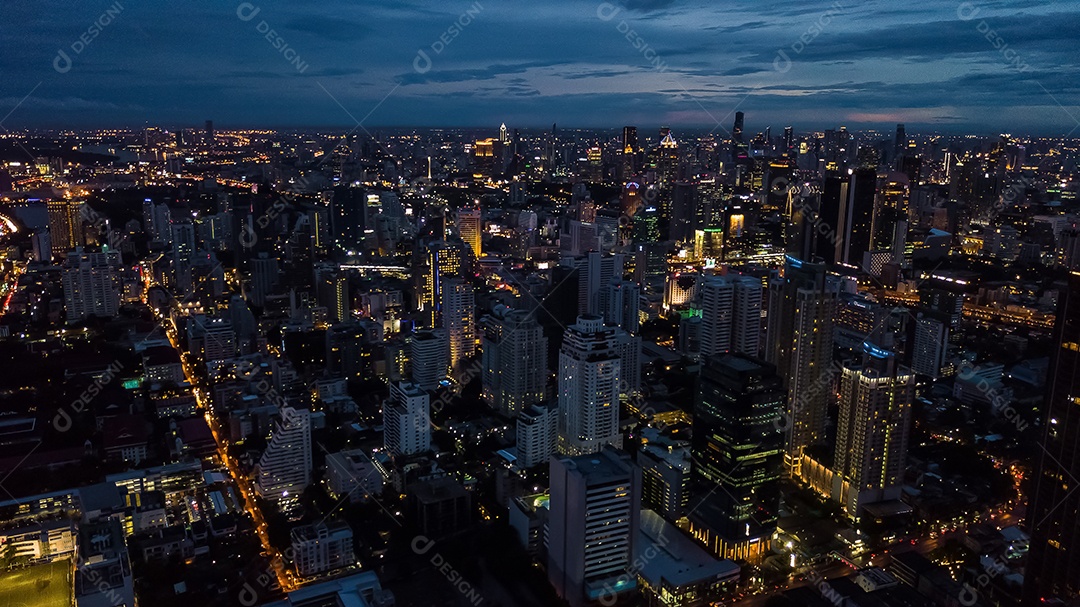 Luz na cidade, Luz de edifícios e estradas