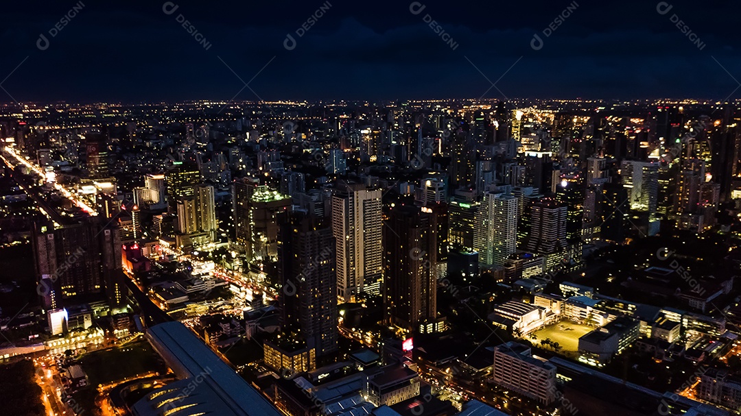 Luz na cidade, Luz de edifícios e estradas