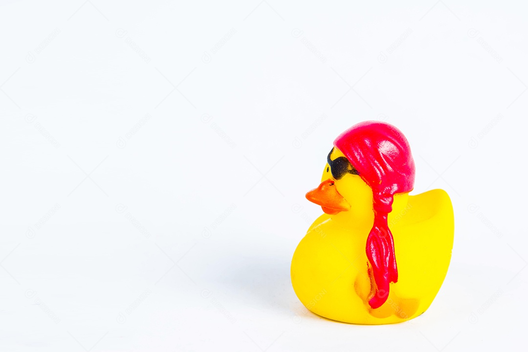 pato de banho no fundo branco brinquedo de pato de borracha bonito