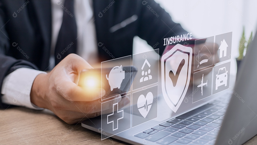 conceito de seguro na tela azul virtual com ícones