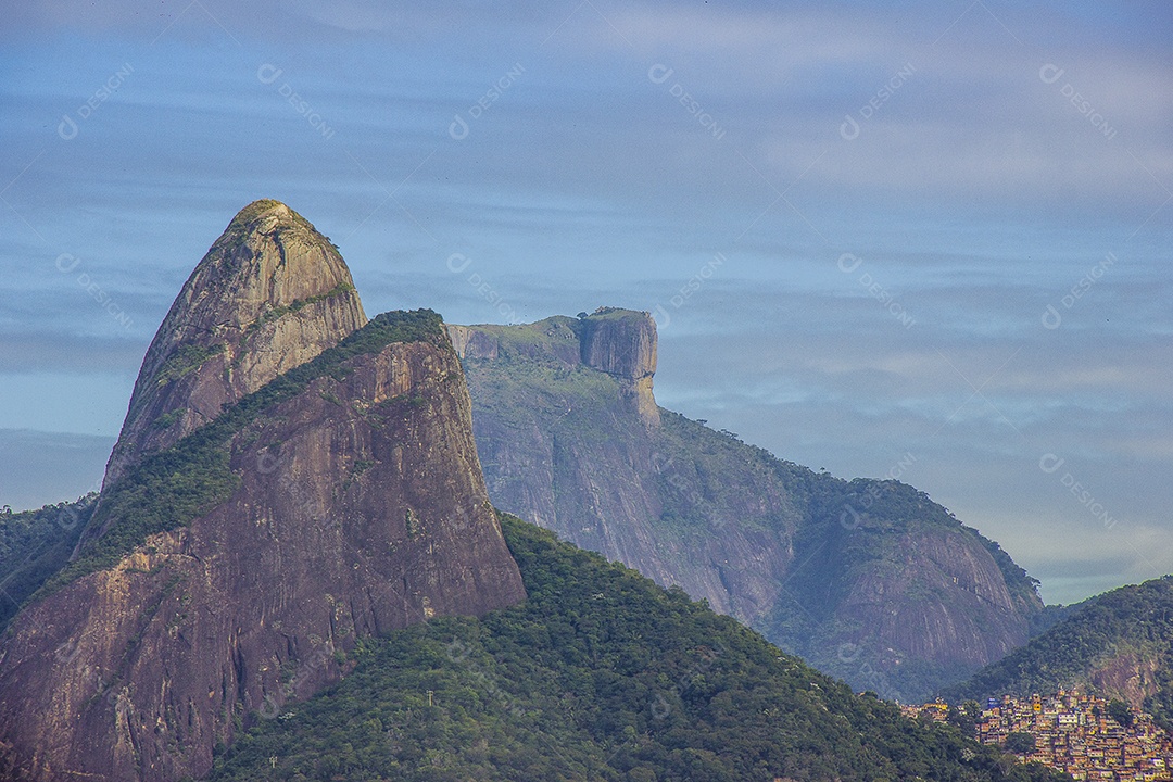 paisagem da favela do Cantagalo