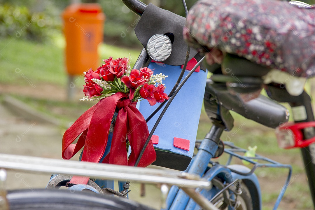 Uma bicicleta cheia de detalhes