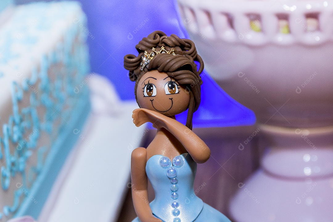 Decoração de aniversário de 15 anos, muito utilizada no brasil.