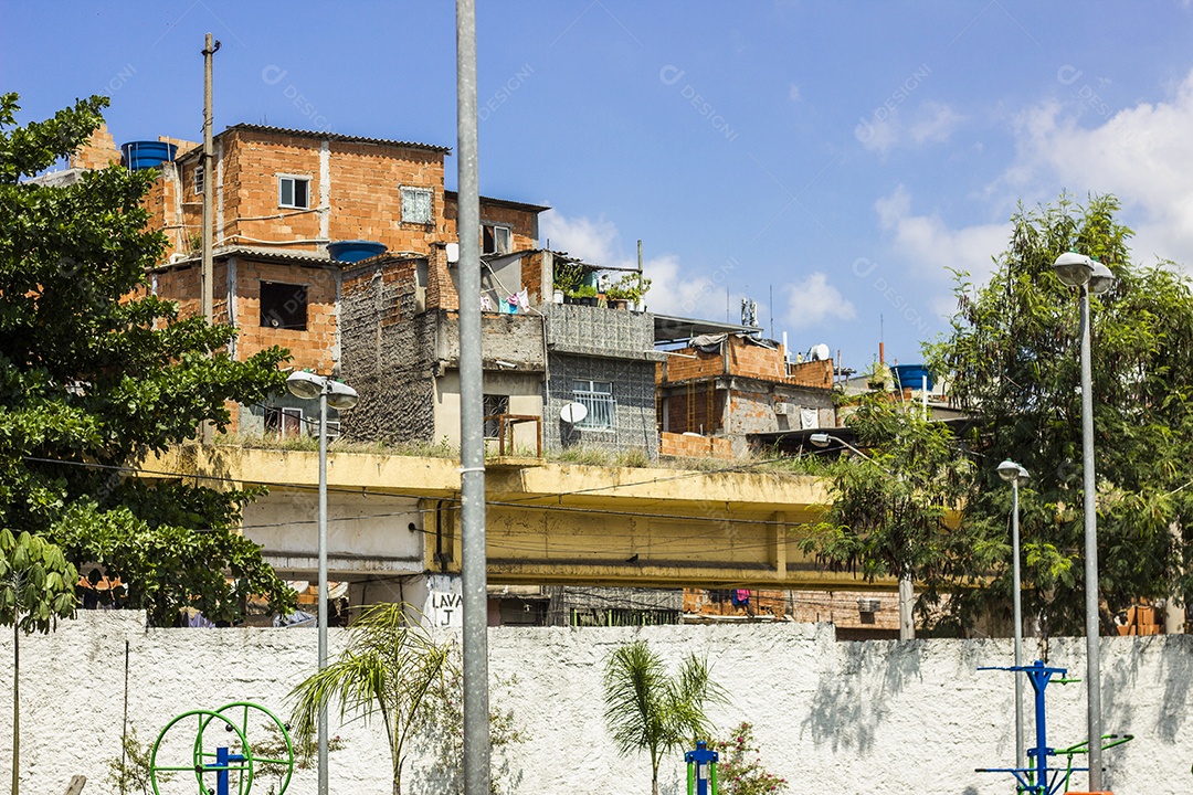 Favela em Copacabana Babilônia.
