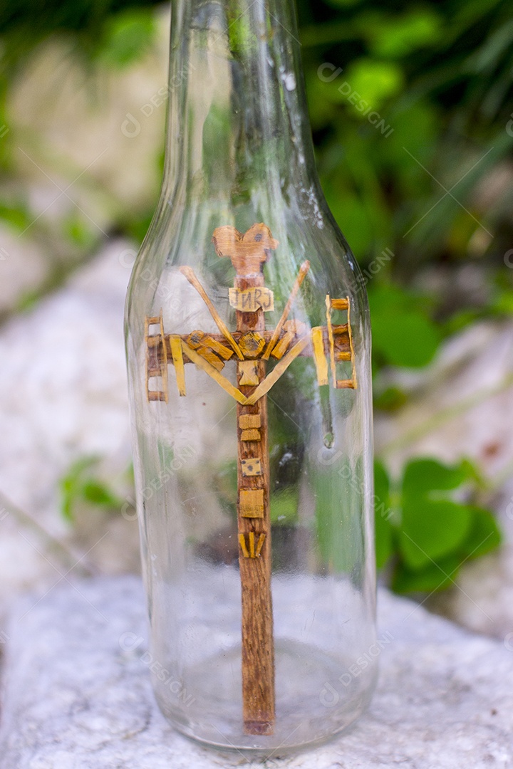 Pequeno cruzeiro de decoração.