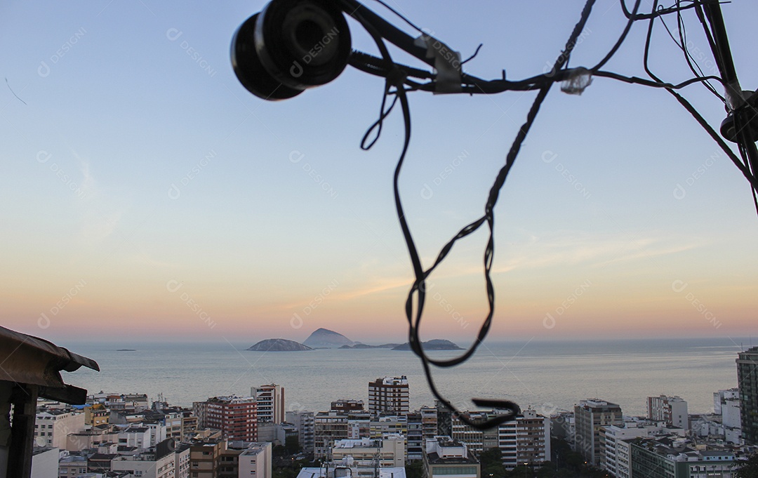 Paisagem da favela do Cantagalo.