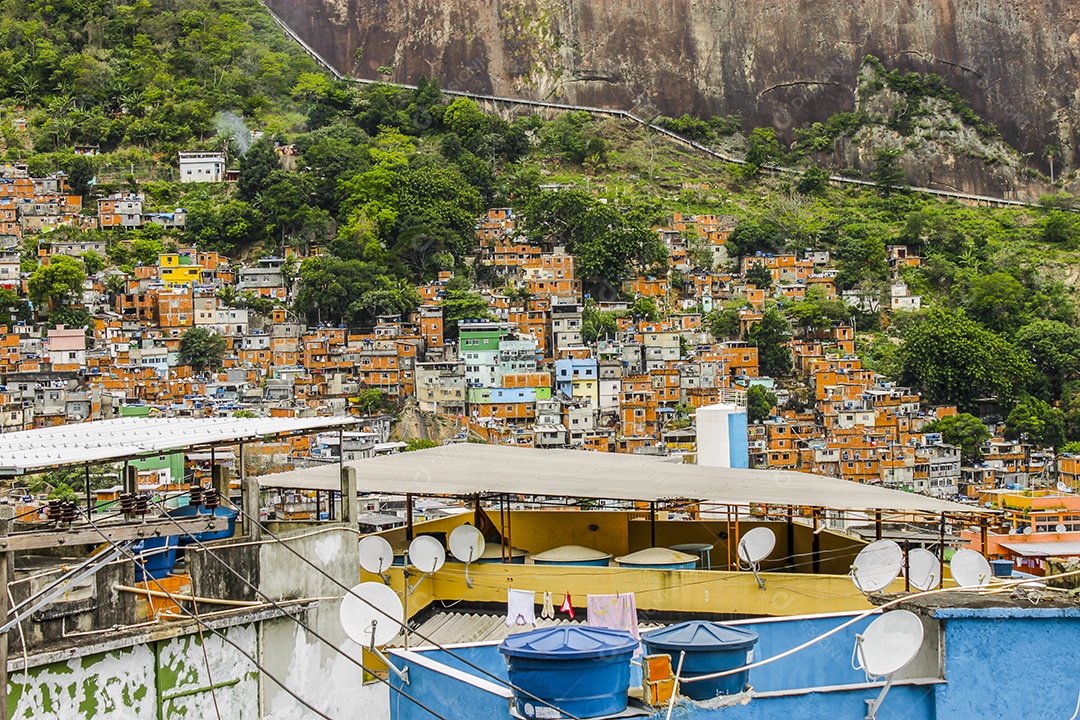 Detalhes da favela da Rocinha no Rio de Janeiro - Brasil.