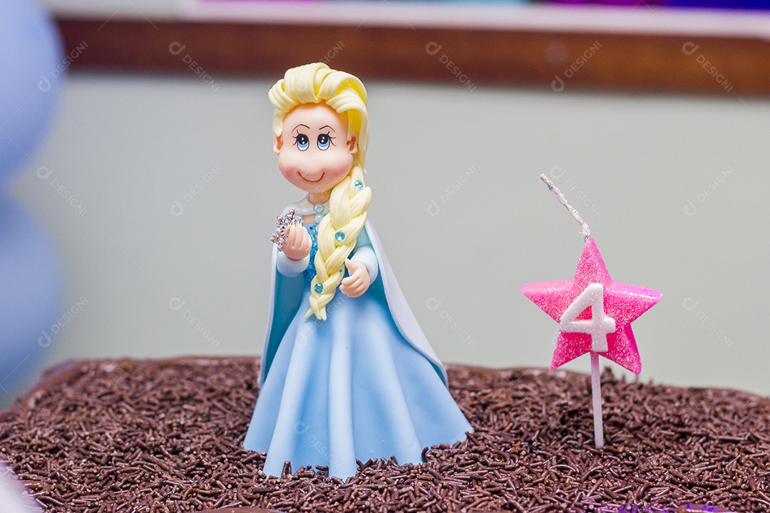 Bolo de aniversário da Frozen.