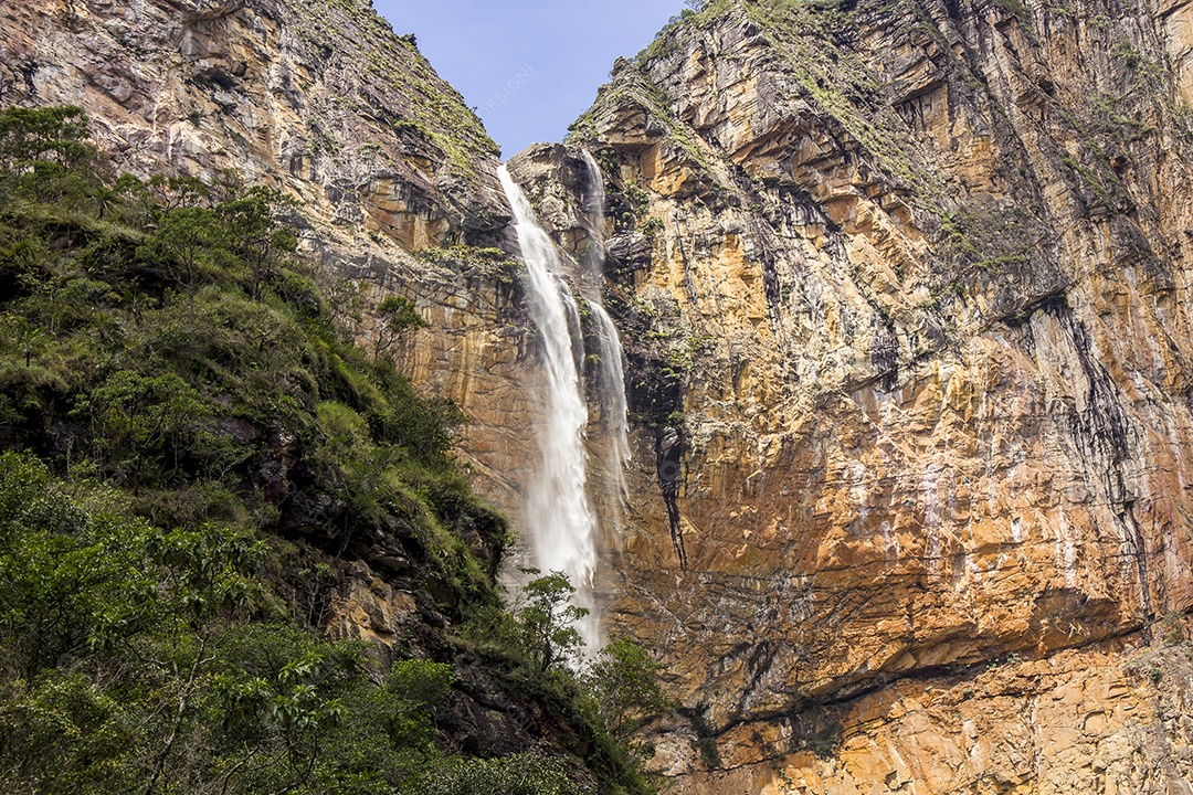 Paisagem cachoeira do tabuleiro.