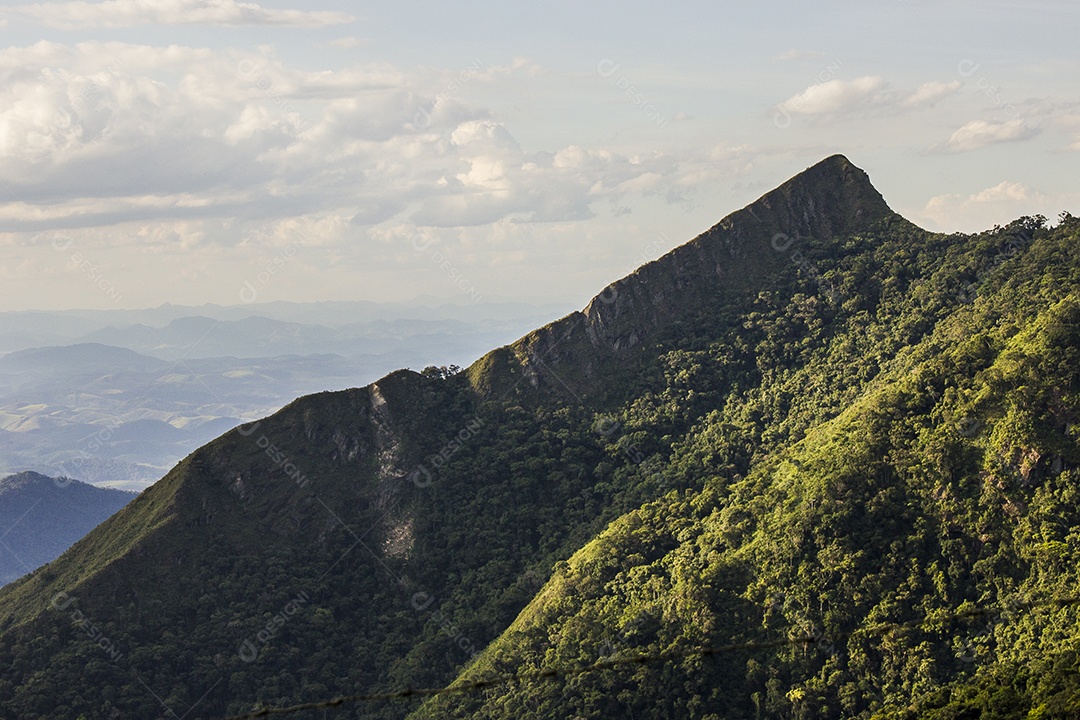 Vista da trilha da serra da Bocaina.