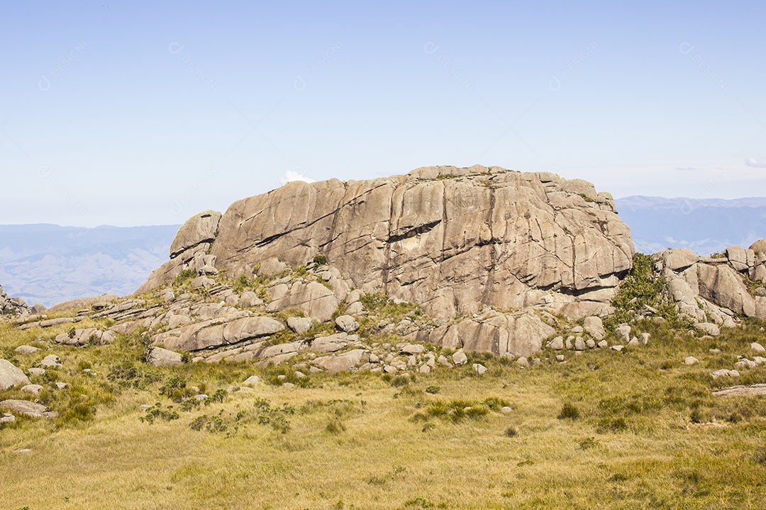 Pelas trilhas do Itatiaia.