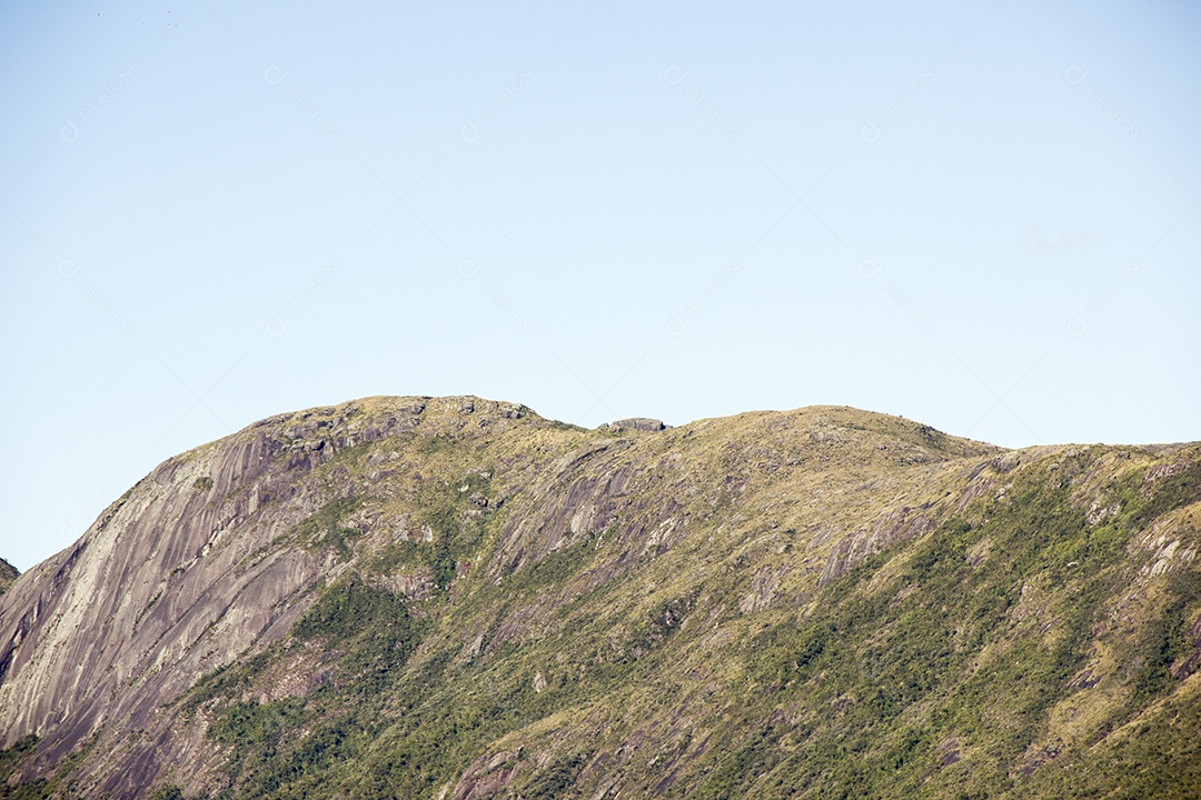 Visual trail of Alcobaça peak in Petrópolis.