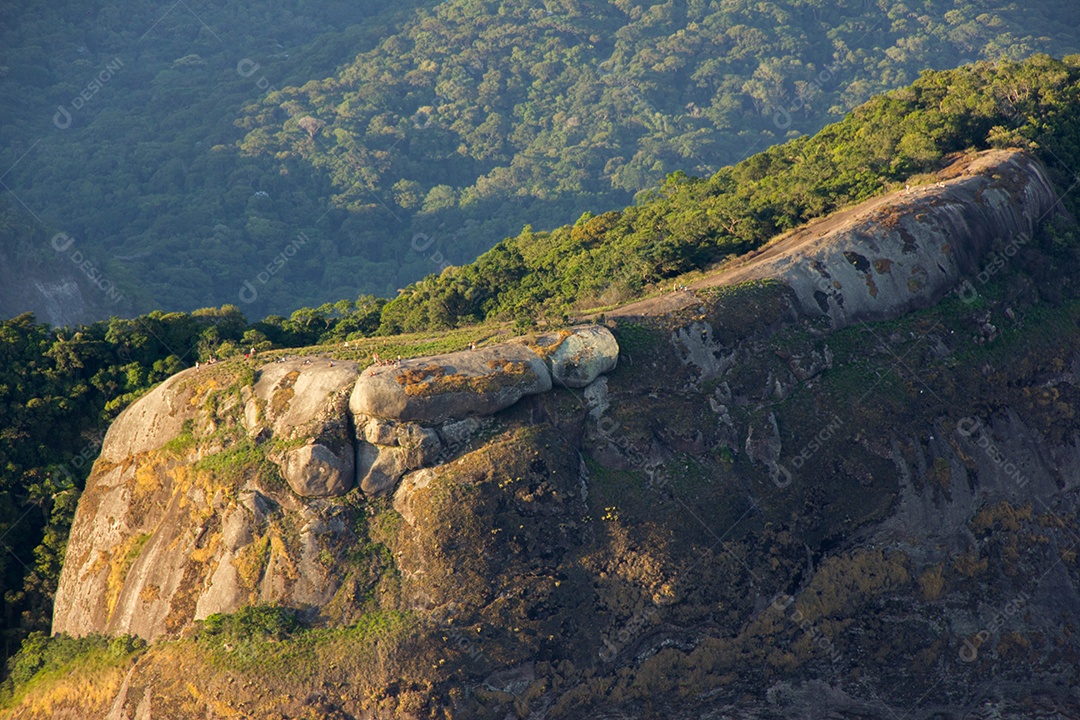 Trilha visual da pedra Gavea no Rio de Janeiro.