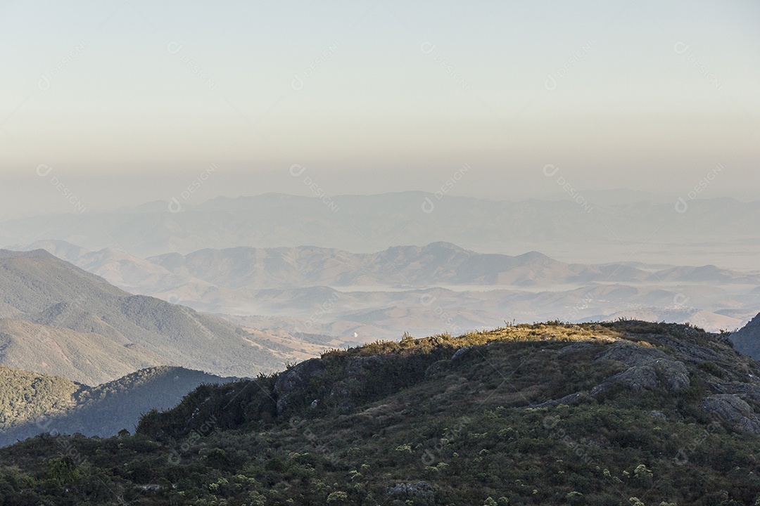 Pelas trilhas do Itatiaia.