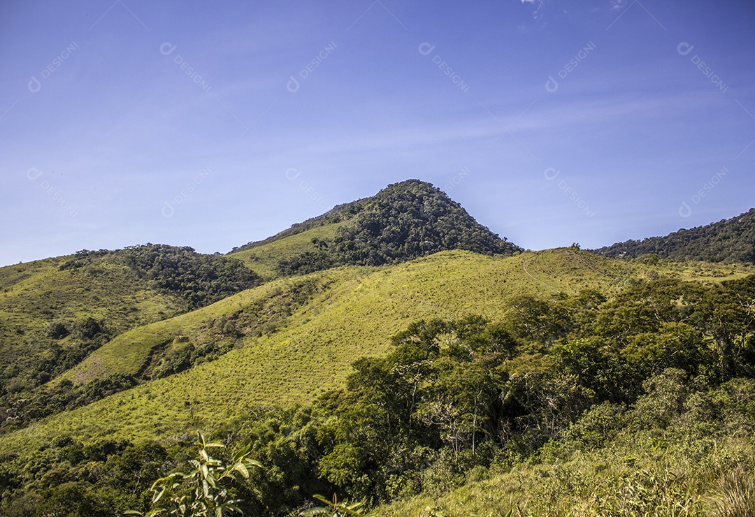 Travessia visual da travessia cruzada x tomascar no rio de janeiro.