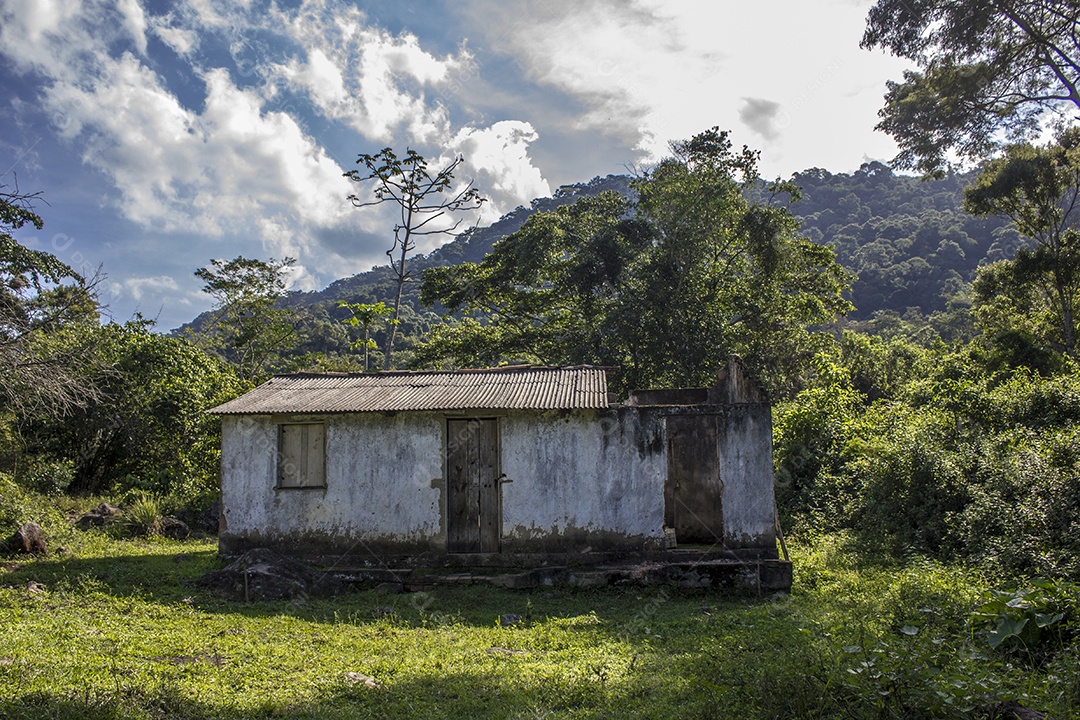 Travessia visual da travessia cruzada x tomascar no rio de janeiro.
