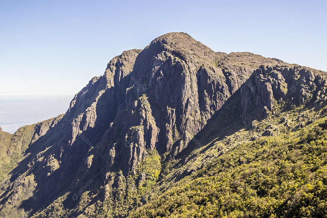 Trilha Marins x Itaguare na serra da Mantiqueira.