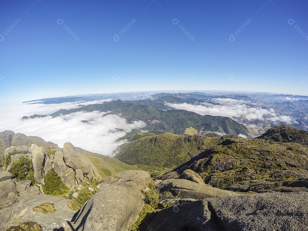 Trilha Marins x Itaguaré na serra da Mantiqueira.