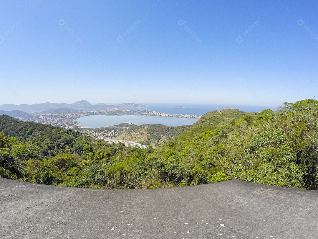 Trilha Tupinambá em Niterói.