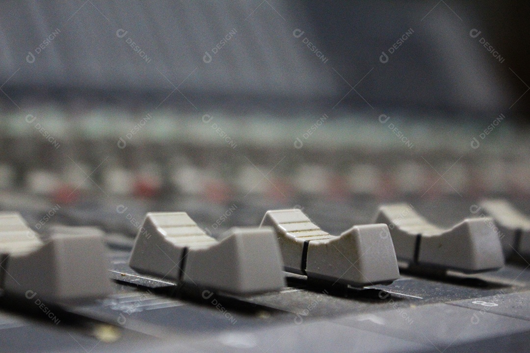 Equipamento de estúdio de rádio