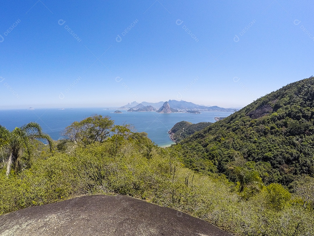 Trilha Tupinambá em Niterói.