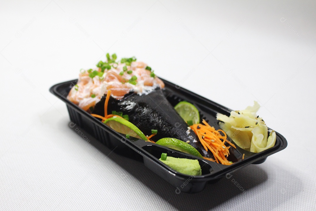 Temaki comida tipica japonesa