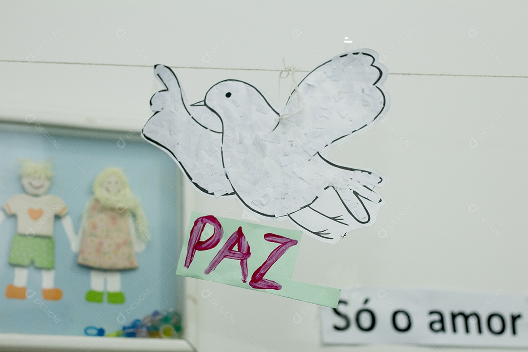 Painéis informativos brasileiros.