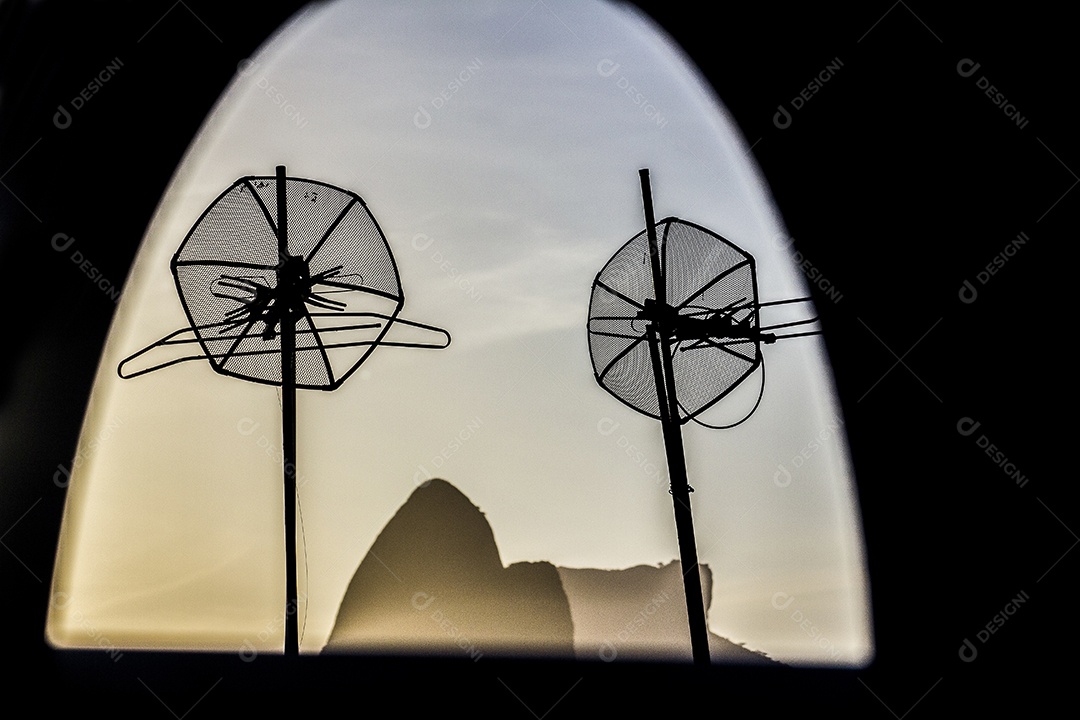 Pôr do sol no morro do Cantagalo.