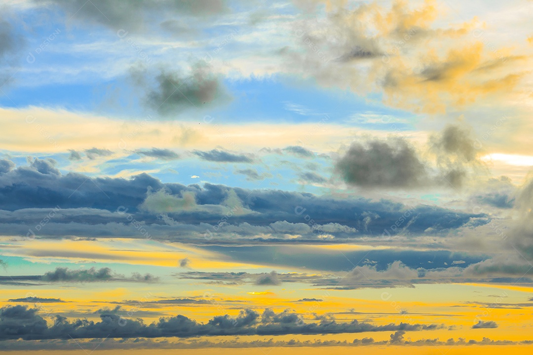 Pôr do sol no morro do Cantagalo.