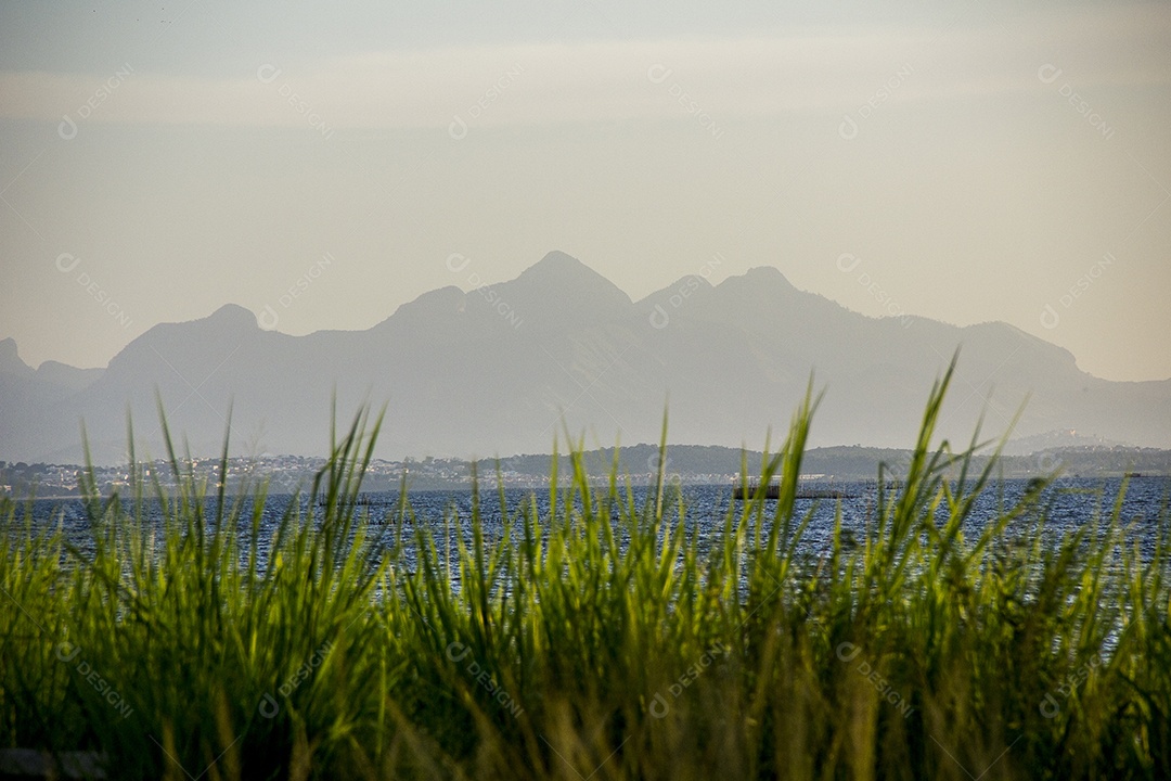 Praia de Mauá no Rio de Janeiro.