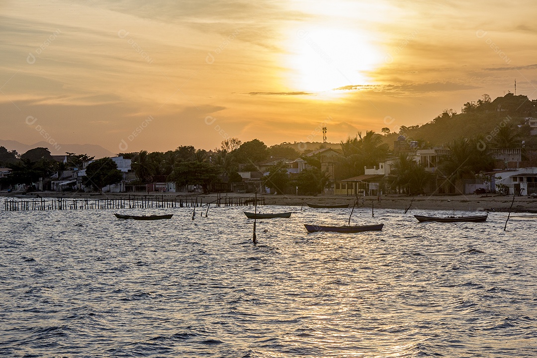 Praia de Mauá no Rio de Janeiro.