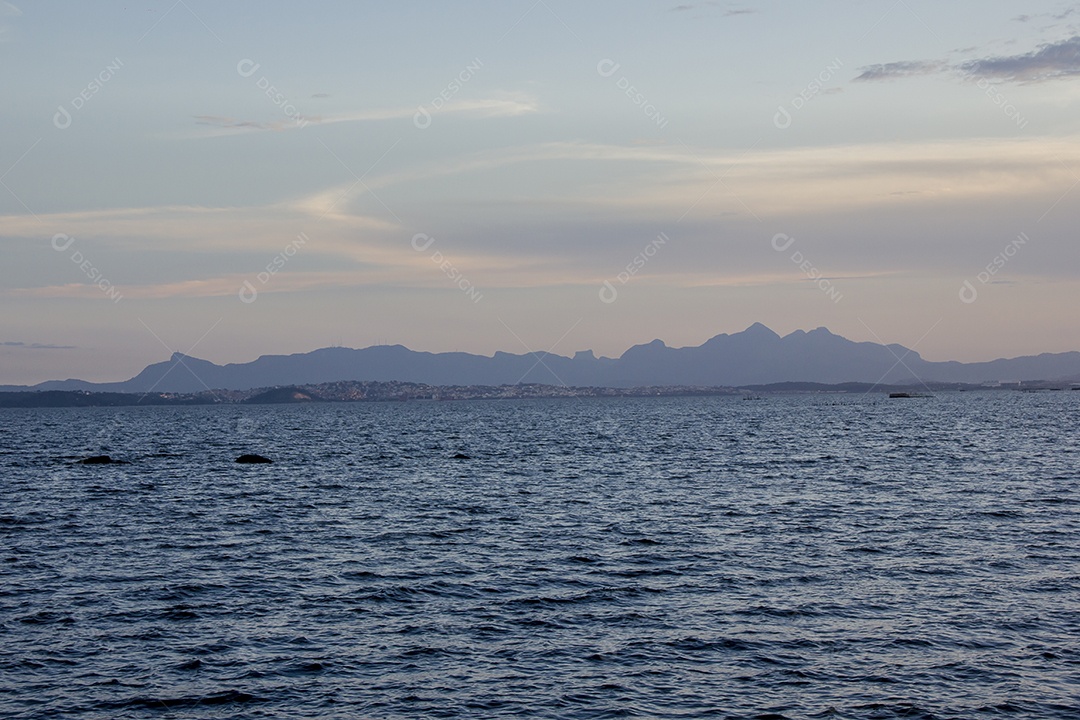 Praia de Mauá no Rio de Janeiro.