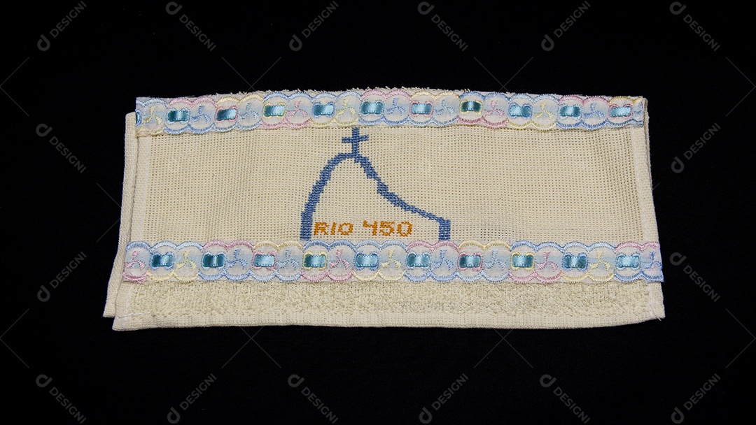 Objetos de decoração, tolhas de rosto.