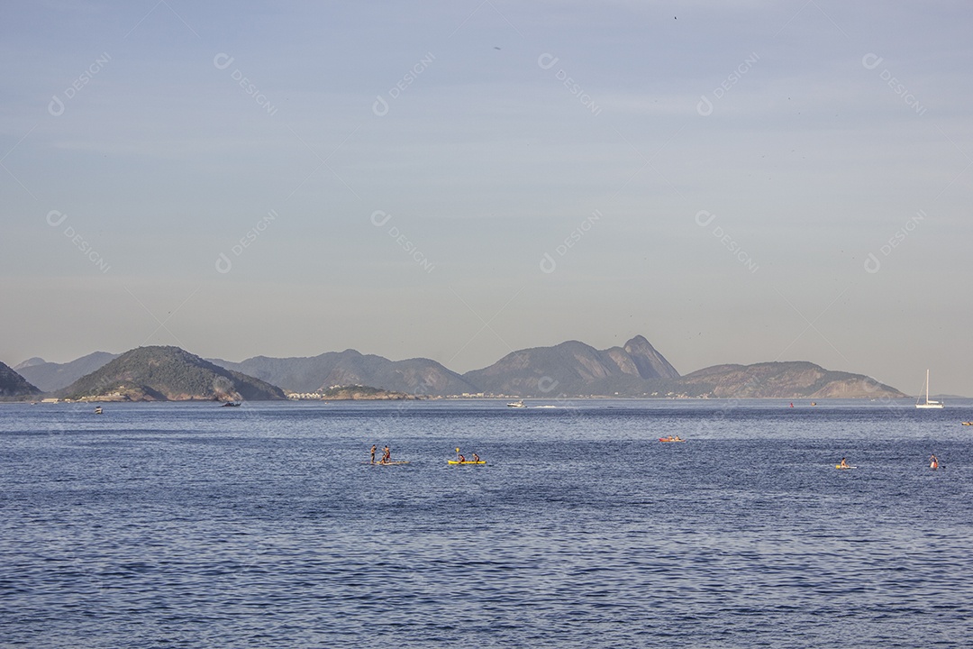 Avião no bairro no rio de janeiro.