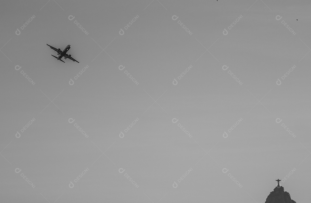 Avião no bairro no rio de janeiro.