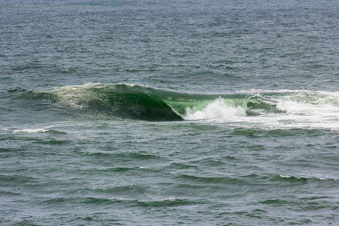 Onda em Copacabana no Rio de Janeiro