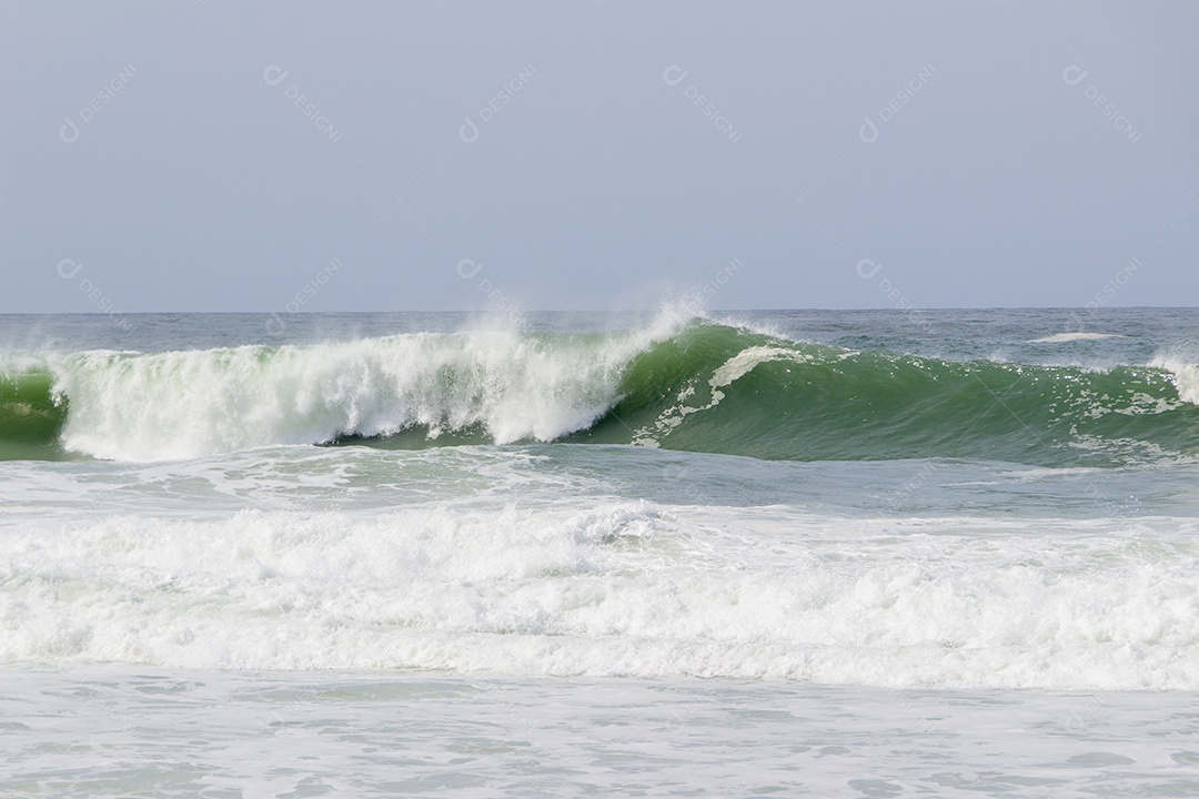 Onda em Copacabana no Rio de Janeiro