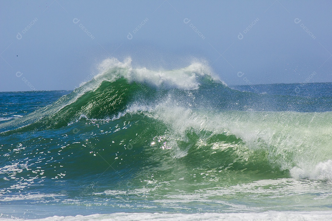 Onda em Copacabana no Rio de Janeiro