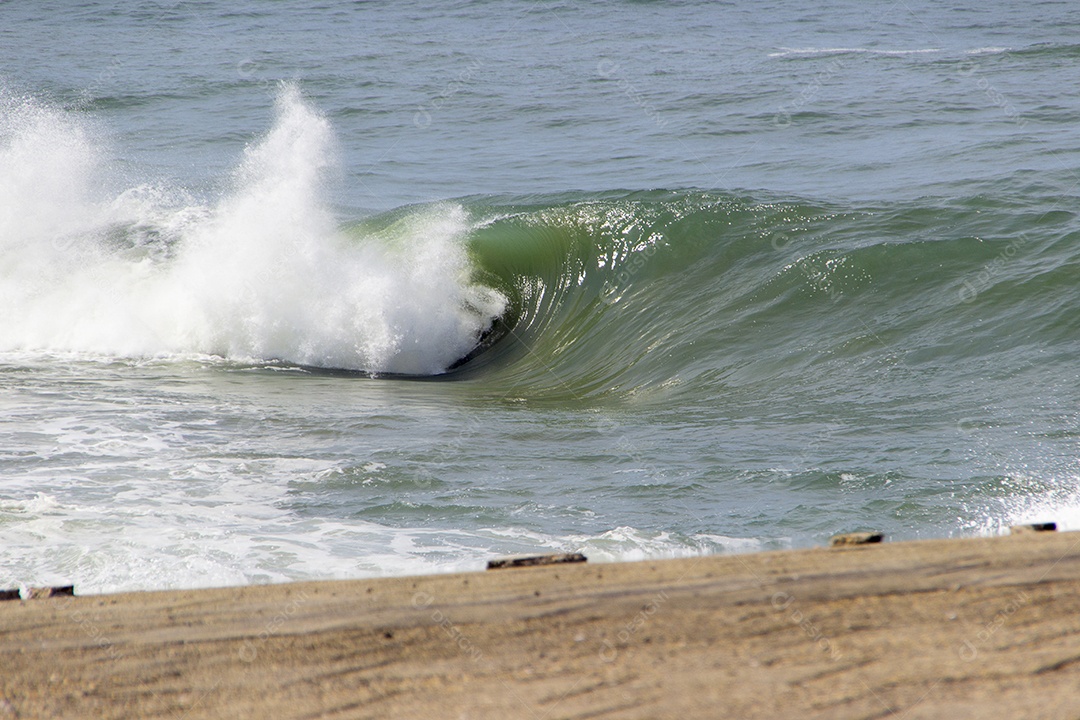 Onda em Copacabana no Rio de Janeiro