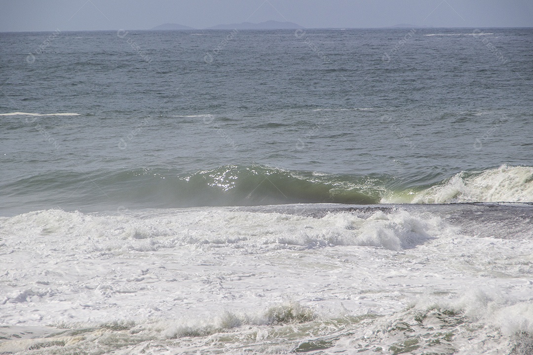 Onda em Copacabana no Rio de Janeiro