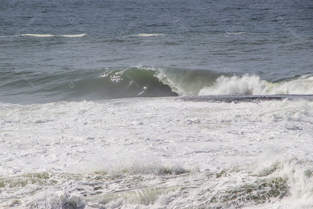 Onda em Copacabana no Rio de Janeiro