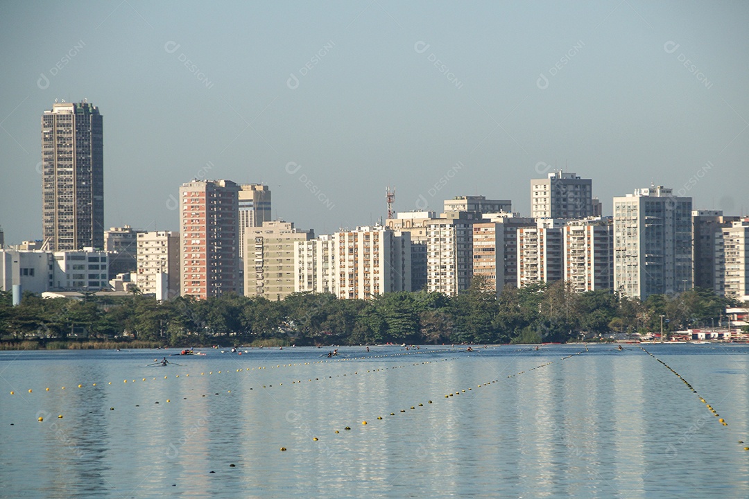 lindo visual da Lagoa Rodrigo de Freitas no Rio de Janeiro Brasil.