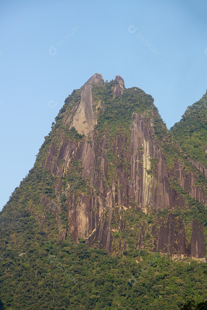 Montanha símbolo do montanhismo brasileiro localizar