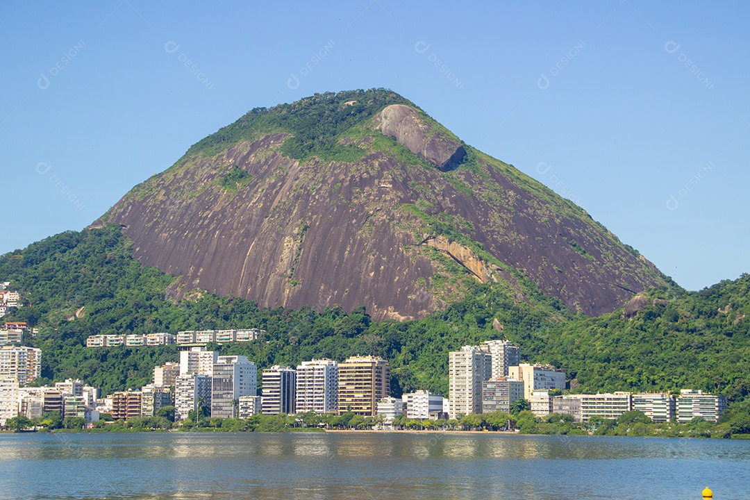 morro das cabras - pedra da Maroca - Lagoa Rodrigo de Freitas - Rio de Janeiro Brasil