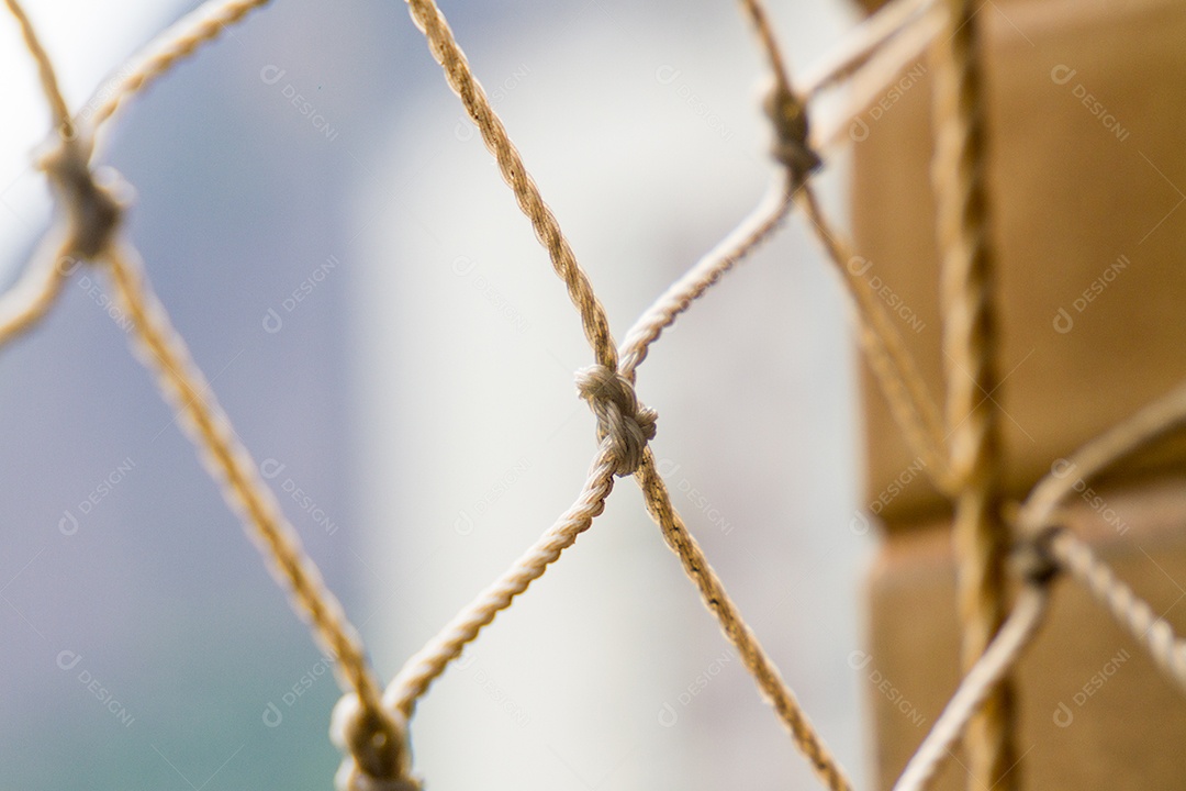 detalhes de uma tela de proteção de janela no Rio de Janeiro.