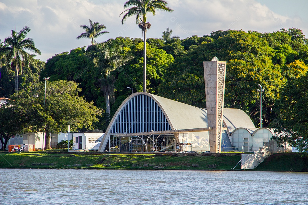 Lagoa da Pampulha em Belo Horizonte, Minas Gerais, Brasil Igreja de São Francisco