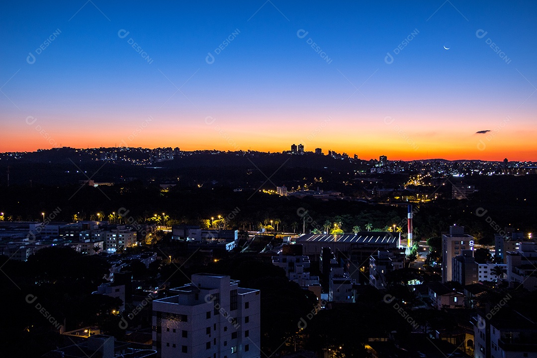 Anoitecer no bairro da Liberdade em Belo Horizonte Minas Gerais