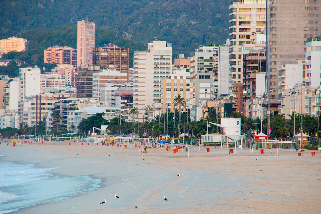 praia de ipanema no rio de janeiro, Brasil.