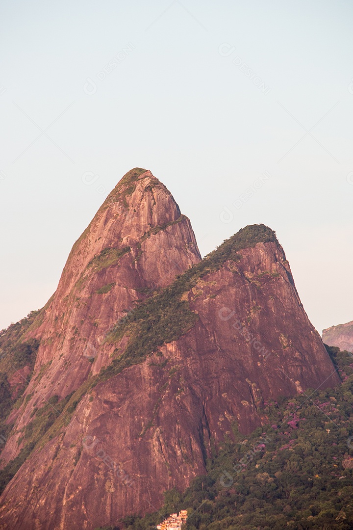 Pedra da Gávea no Rio de Janeiro, Brasil.